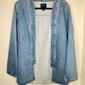 FOREVER 21 | EUC Light Blue Denim Jacket
